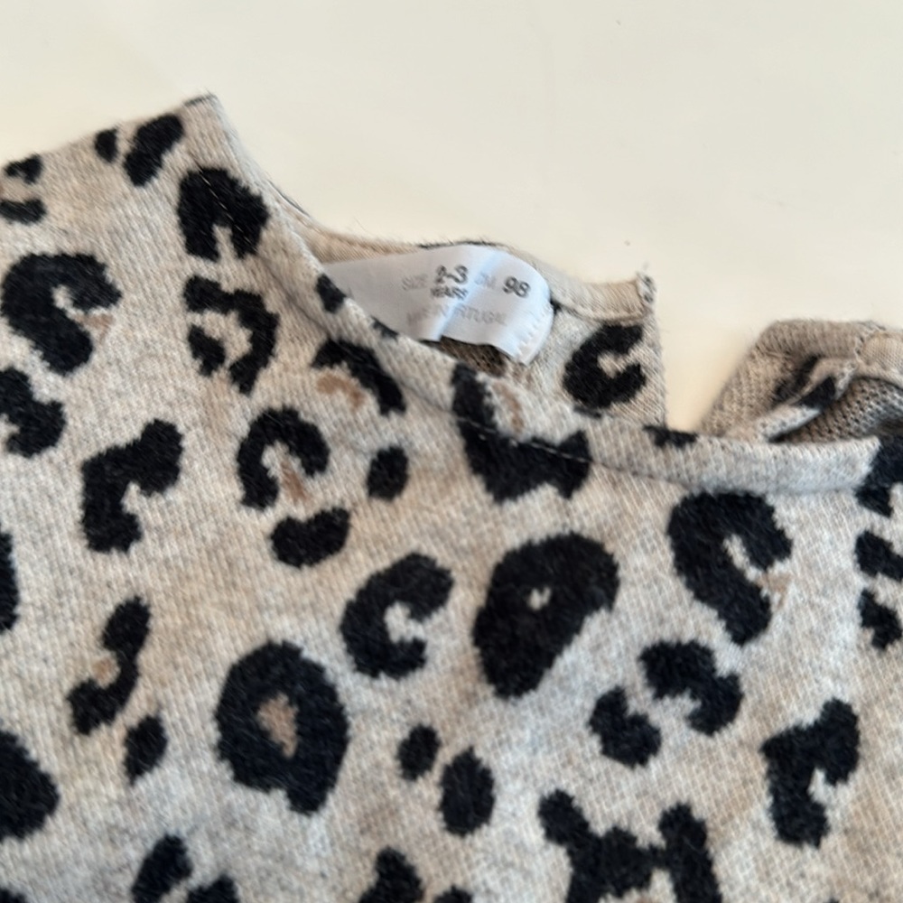 Zara girls 2-3 yrs. leopard print Knit Dress. - Picture 2 of 3
